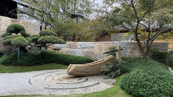 跌落的合景臻頤府 有種困境，叫自毀前程——景觀設(shè)計(jì)的反思